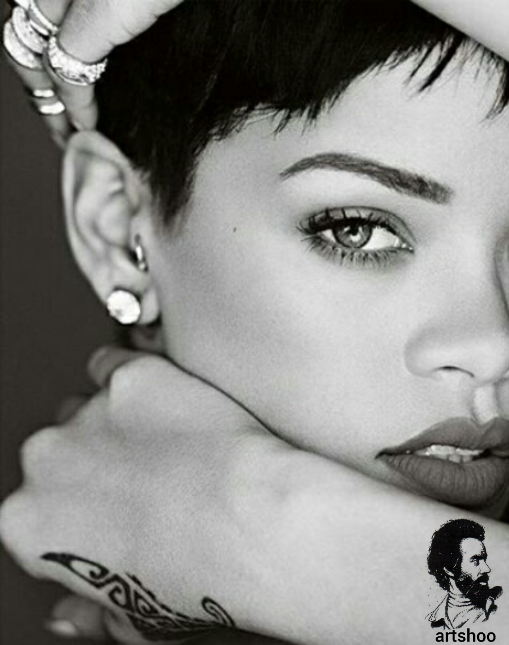 مدل سیاه قلم اورژینال